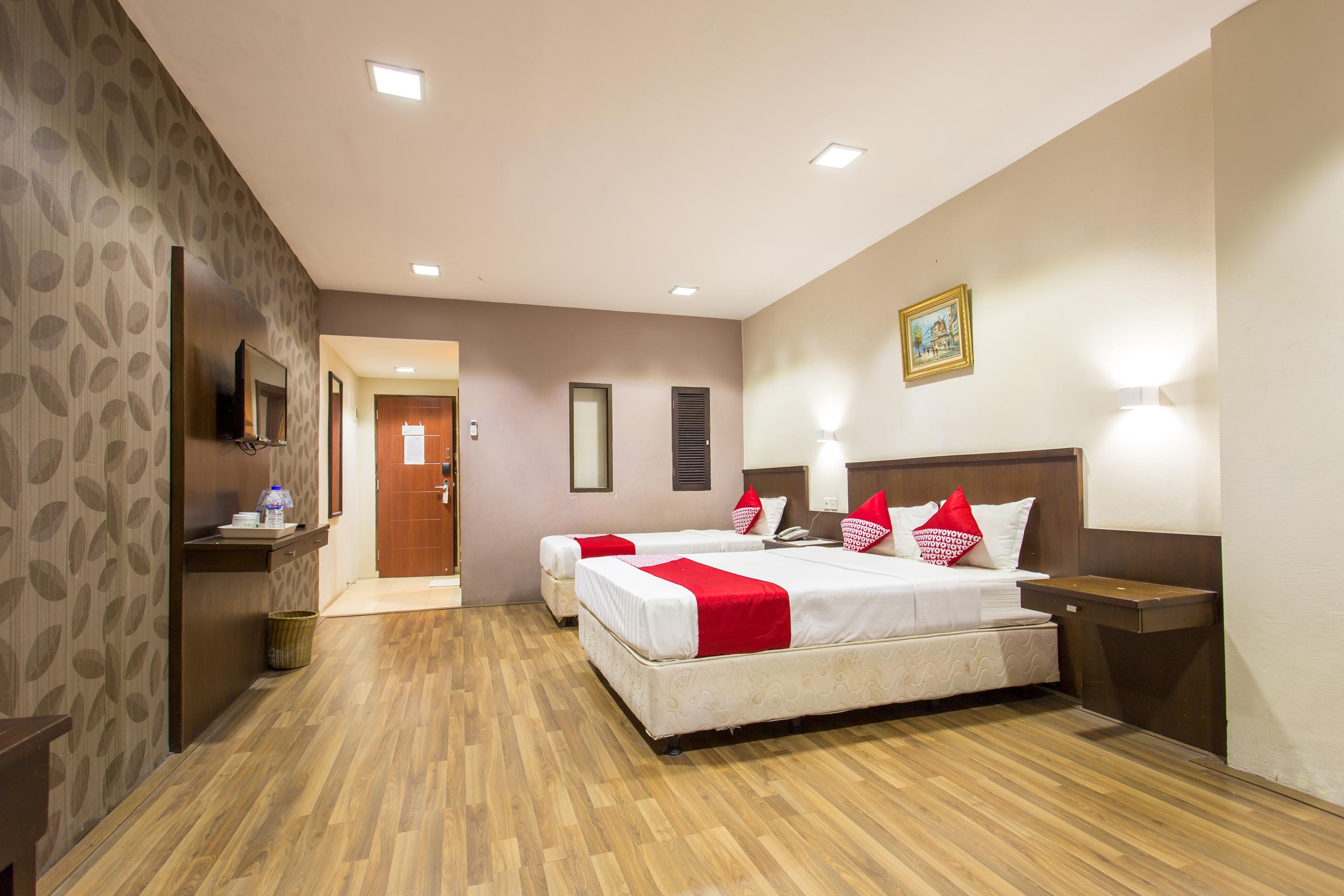 Capital O 769 City Hotel Баликпапан Екстериор снимка