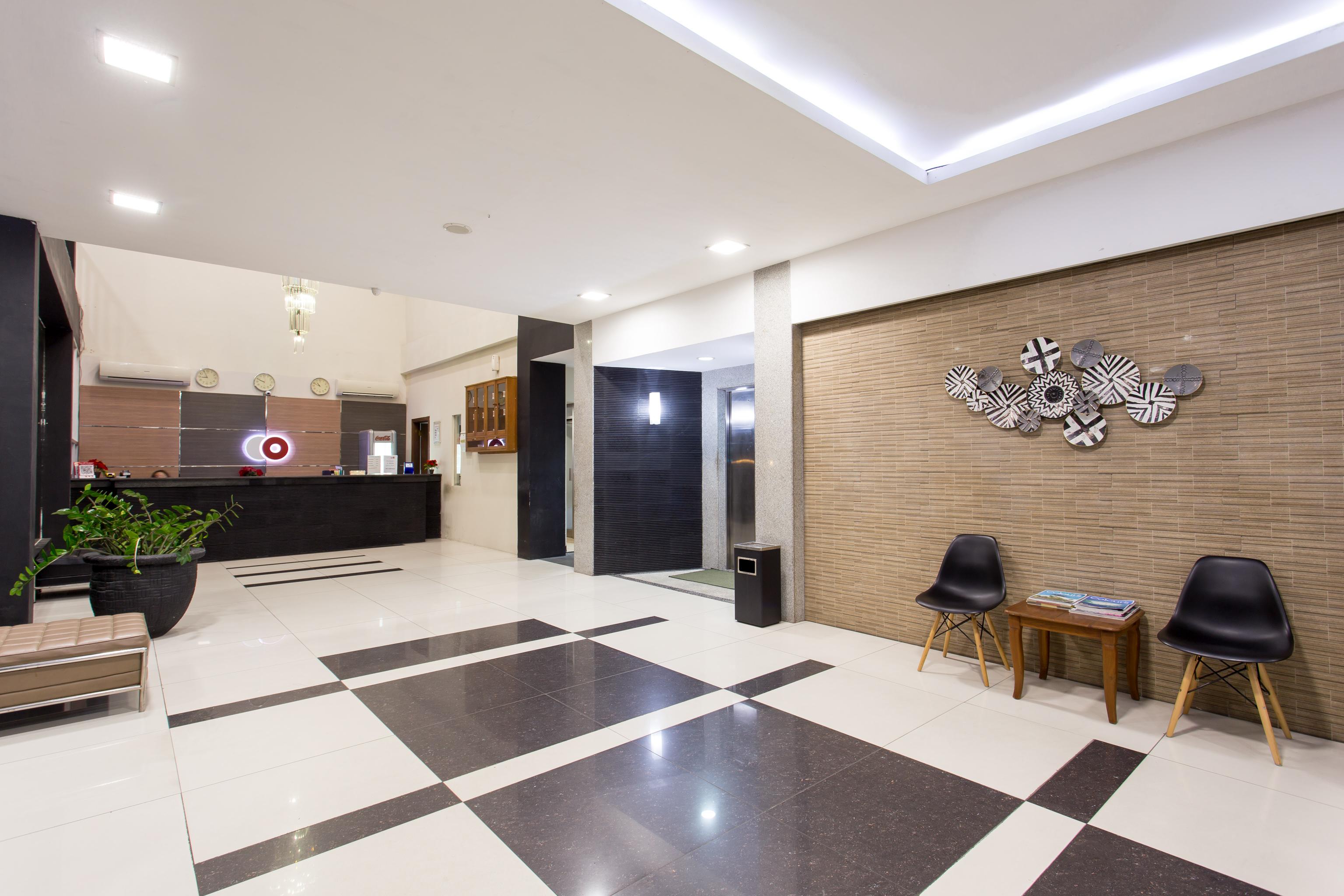 Capital O 769 City Hotel Баликпапан Екстериор снимка